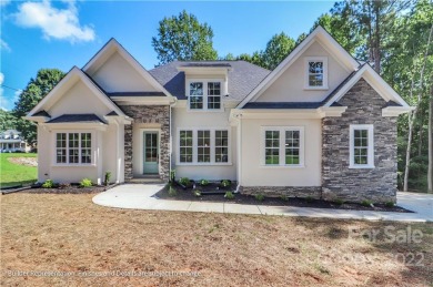 Lake Norman Home For Sale in Sherrills Ford North Carolina