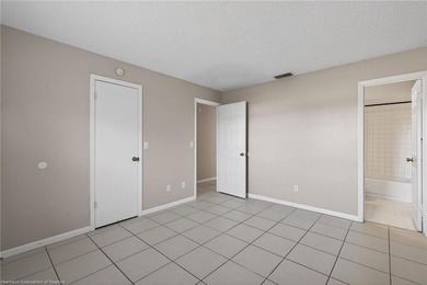INVESTOR ALERT - PRICED BELOW CURRENT APPRAISAL FOR FAST SALE AT - photo 16
