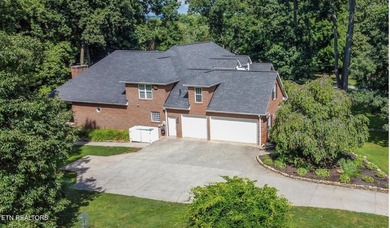 Luxury Southern Living on 1.94 Private Acres in West Knoxville - photo 28
