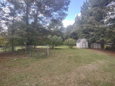Nice 3 bedroom, 2 bath manufactured home in a wonderful - photo 9