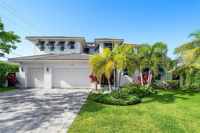 Experience elevated luxury living in this exceptional residence - photo 1