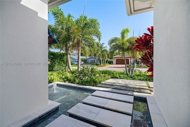Experience elevated luxury living in this exceptional residence - photo 4