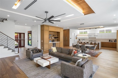 Experience elevated luxury living in this exceptional residence - photo 10