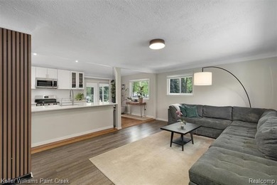 Welcome to 3815 Edgecrest St, a beautiful home in the heart of - photo 2