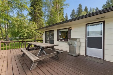 Discover the perfect lake retreat with this charming cabin on - photo 7
