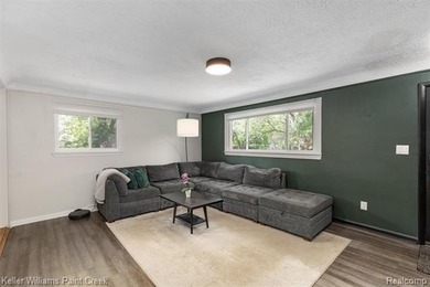 Welcome to 3815 Edgecrest St, a beautiful home in the heart of - photo 9