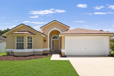 Welcome to 948 Oak Arbor Circle, a beautifully maintained - photo 1