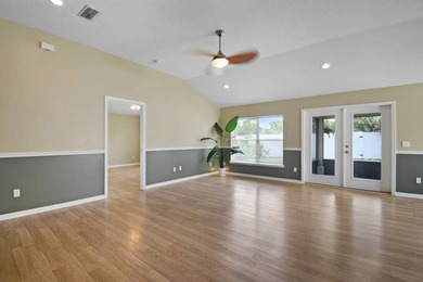 Welcome to 948 Oak Arbor Circle, a beautifully maintained - photo 6