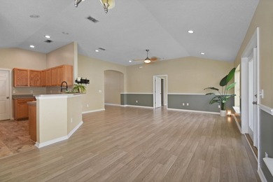 Welcome to 948 Oak Arbor Circle, a beautifully maintained - photo 9
