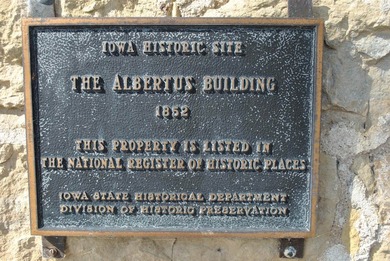 Historic Commercial Building on River Park Drive This remarkable - photo 2