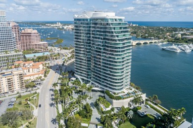 Lake Condo For Sale in West Palm Beach, Florida