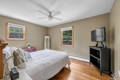 Welcome to this beautifully maintained Colonial that exudes - photo 14