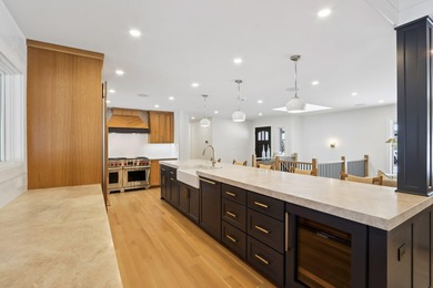 LAKE GENEVA MANOR GEM! TOTALLY REFURBISHED! STEPS TO TOWN & - photo 16
