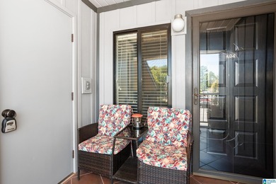 Beautiful 2 bedroom, 2 bath condo with a BONUS ROOM located on - photo 5