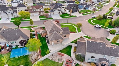 Welcome to this beautifully updated home in the heart of - photo 5
