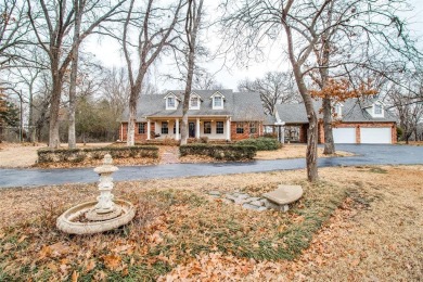 Bonham Lake Home For Sale in Bonham Texas