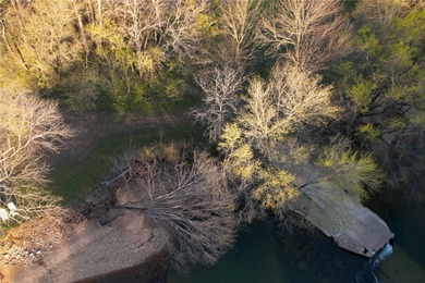 Fantastic opportunity to own a one of a kind property located - photo 2
