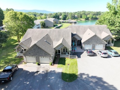 Smith Mountain Lake Townhome/Townhouse For Sale in Huddleston Virginia