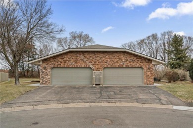 Lake Townhome/Townhouse For Sale in Plymouth, Minnesota
