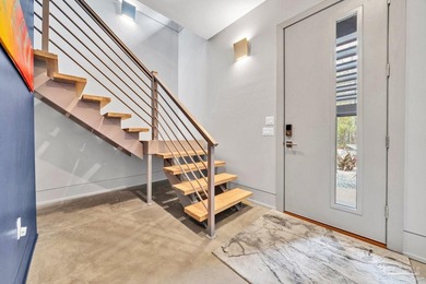 BACK ON MARKET - NO FAULT OF SELLERS! 3 PRIMARY SUITES and an - photo 11