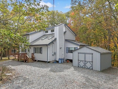 Lake Wallenpaupack Home Sale Pending in Greentown Pennsylvania