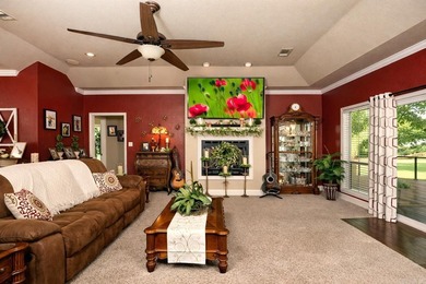 Stunning Golf Course Retreat in Prestigious Diamondhead - photo 14