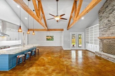 Nestled beneath sprawling oak trees on two generously sized lots - photo 17