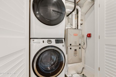 New construction, a stunning coastal contemporary built by