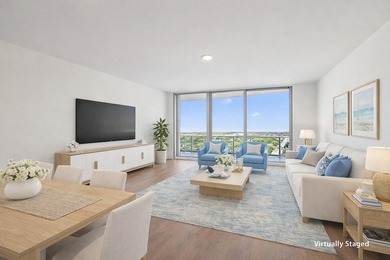Perched on the 15th floor, this brand-new waterfront residence - photo 21