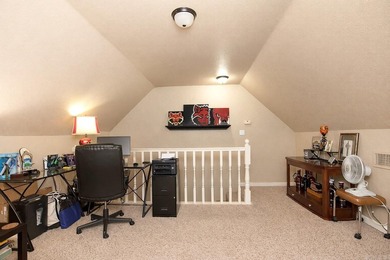 Stunning Golf Course Retreat in Prestigious Diamondhead - photo 23