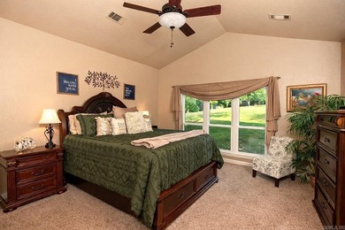 Stunning Golf Course Retreat in Prestigious Diamondhead - photo 25