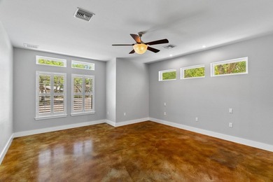 Nestled beneath sprawling oak trees on two generously sized lots - photo 25