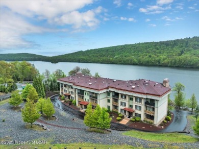 Lake Home For Sale in Lake Harmony, Pennsylvania