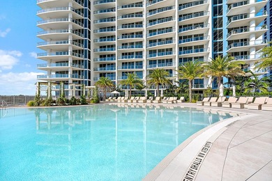 Perched on the 15th floor, this brand-new waterfront residence - photo 42