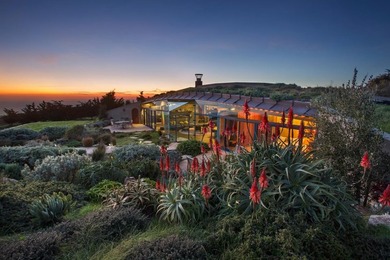 Legendary architect Mickey Muennig's final residential - photo 3