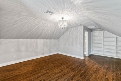 Nestled beneath sprawling oak trees on two generously sized lots - photo 43