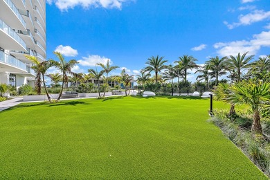 Perched on the 15th floor, this brand-new waterfront residence - photo 43