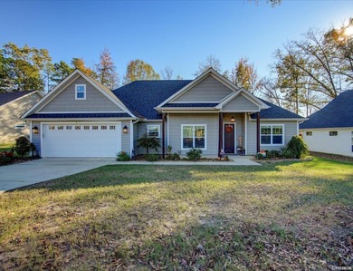 Lake Hamilton Home For Sale in Hot Springs Arkansas