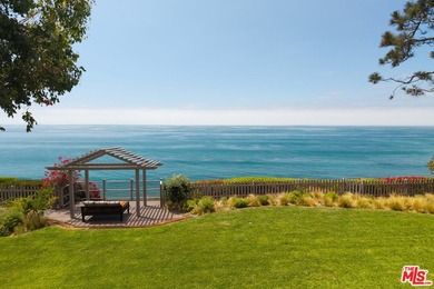 Some of Point Dume's most extraordinary properties are defined - photo 1