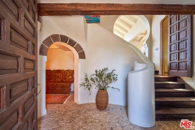 Some of Point Dume's most extraordinary properties are defined - photo 5