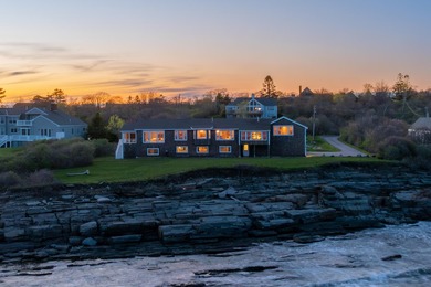 Welcome to 10 Sunny Bank Road in beautiful Cape Elizabeth -- a - photo 1