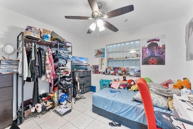 Exceptional investment opportunity! This centrally located CBS - photo 9