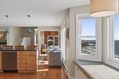 Welcome to 10 Sunny Bank Road in beautiful Cape Elizabeth -- a - photo 10