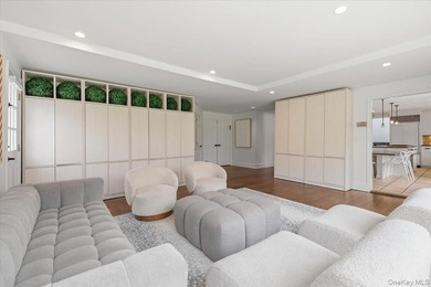 Welcome to this turn-key, move-in ready Colonial set on an - photo 15