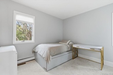 Welcome to this turn-key, move-in ready Colonial set on an - photo 18