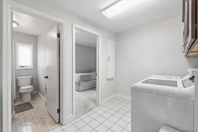 Welcome to this turn-key, move-in ready Colonial set on an - photo 20