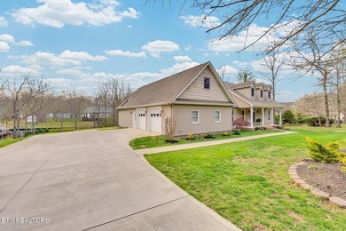 Welcome to your private lakefront sanctuary at 9019 Cherokee - photo 28