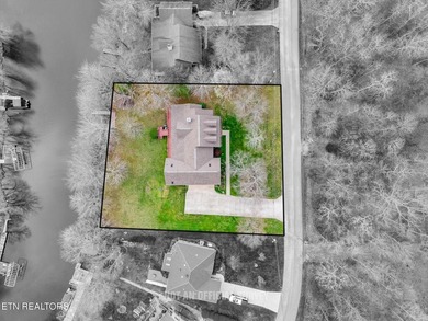 Welcome to your private lakefront sanctuary at 9019 Cherokee - photo 30