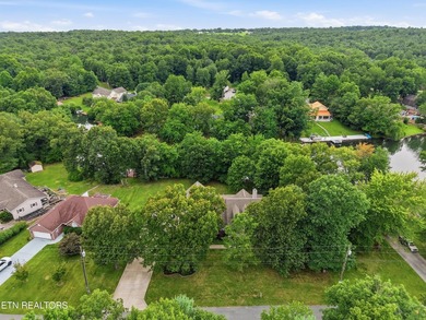 Welcome to your private lakefront sanctuary at 9019 Cherokee - photo 31