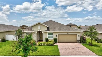 Welcome to this charming 4 bed, 3 full bath, 2 car garage home - photo 1